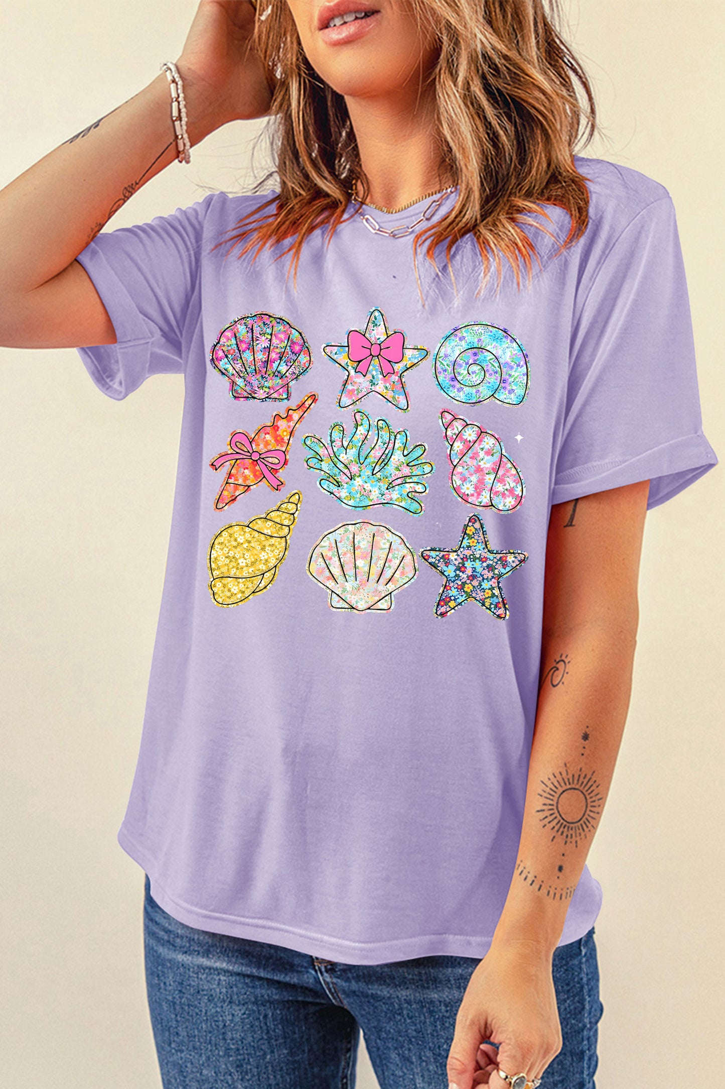 Orchid Petal Vibrant Seashell Printed Beach Vacation Casual T Shirt